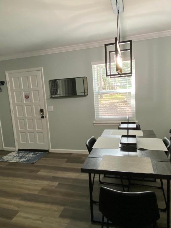 Hhi Homes- Newly Renovated Cozy Modern Pet-Friendly Villa-Ideal Location ฮิลตันเฮดไอส์แลนด์ ภายนอก รูปภาพ